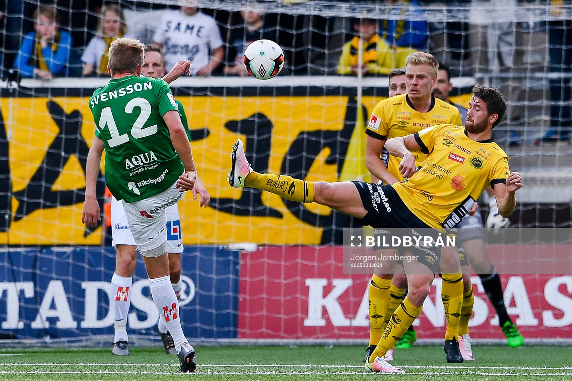 Jönköpings Jesper Svensson missar målchans