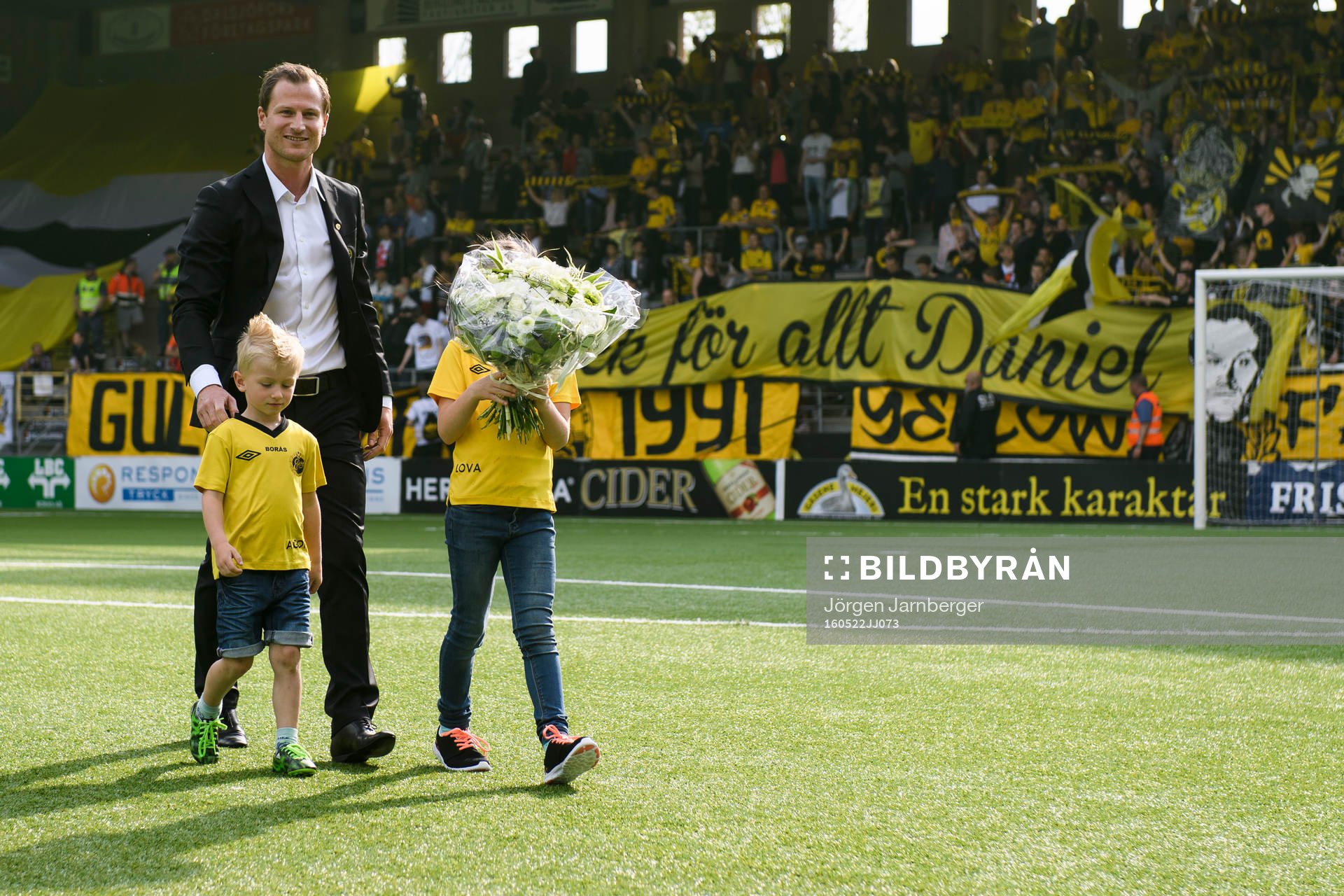 Elfsborgs Daniel Mobaeck med barnen