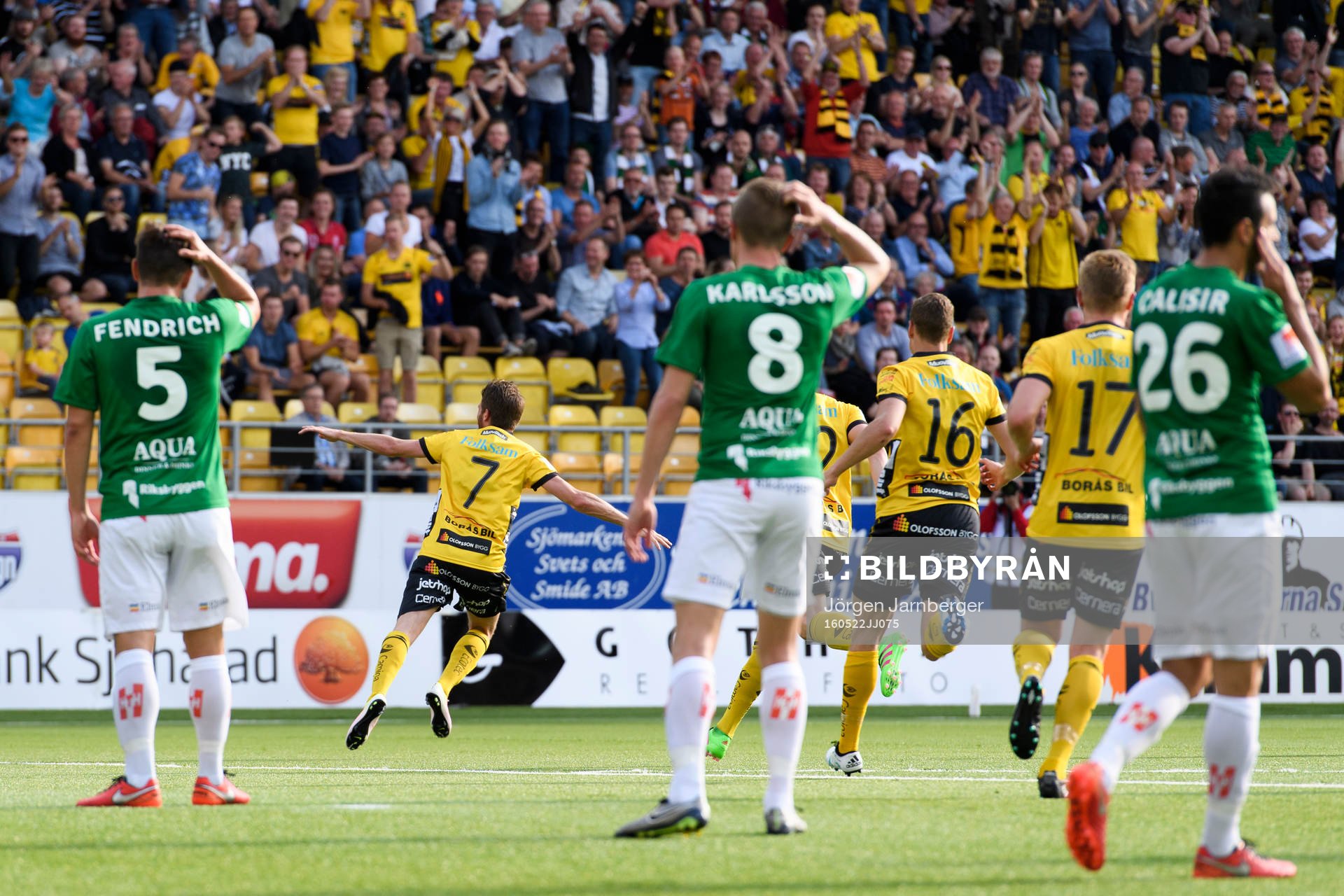 Elfsborgs Marcus Rohdén (rygg mot kameran) har gjort 1-0