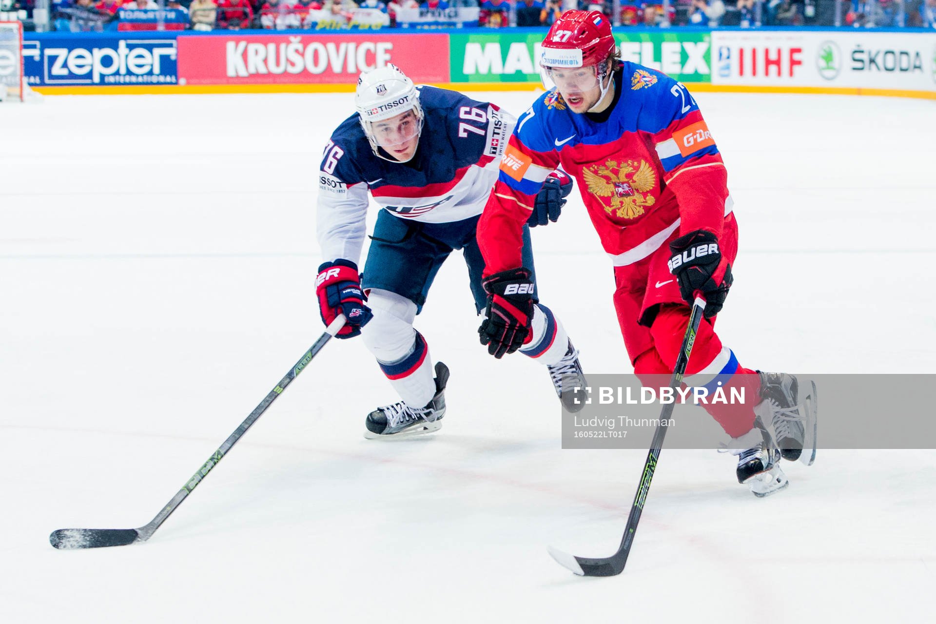 s Brady Skjei och Rysslands Artemi Panarin