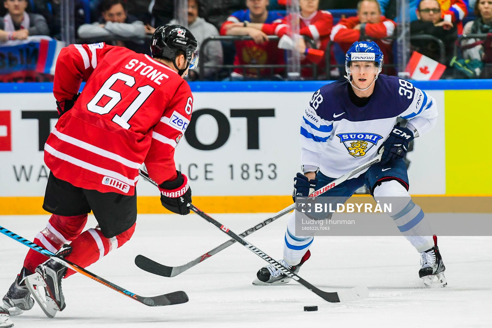 Kanadas Mark Stone och Finalnds Juuso Hietanen
