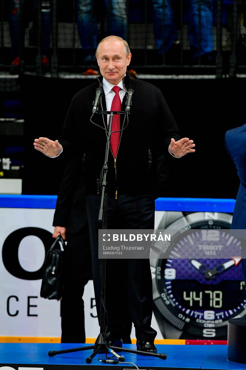 Rysslands President Vladimir Putin håller tal