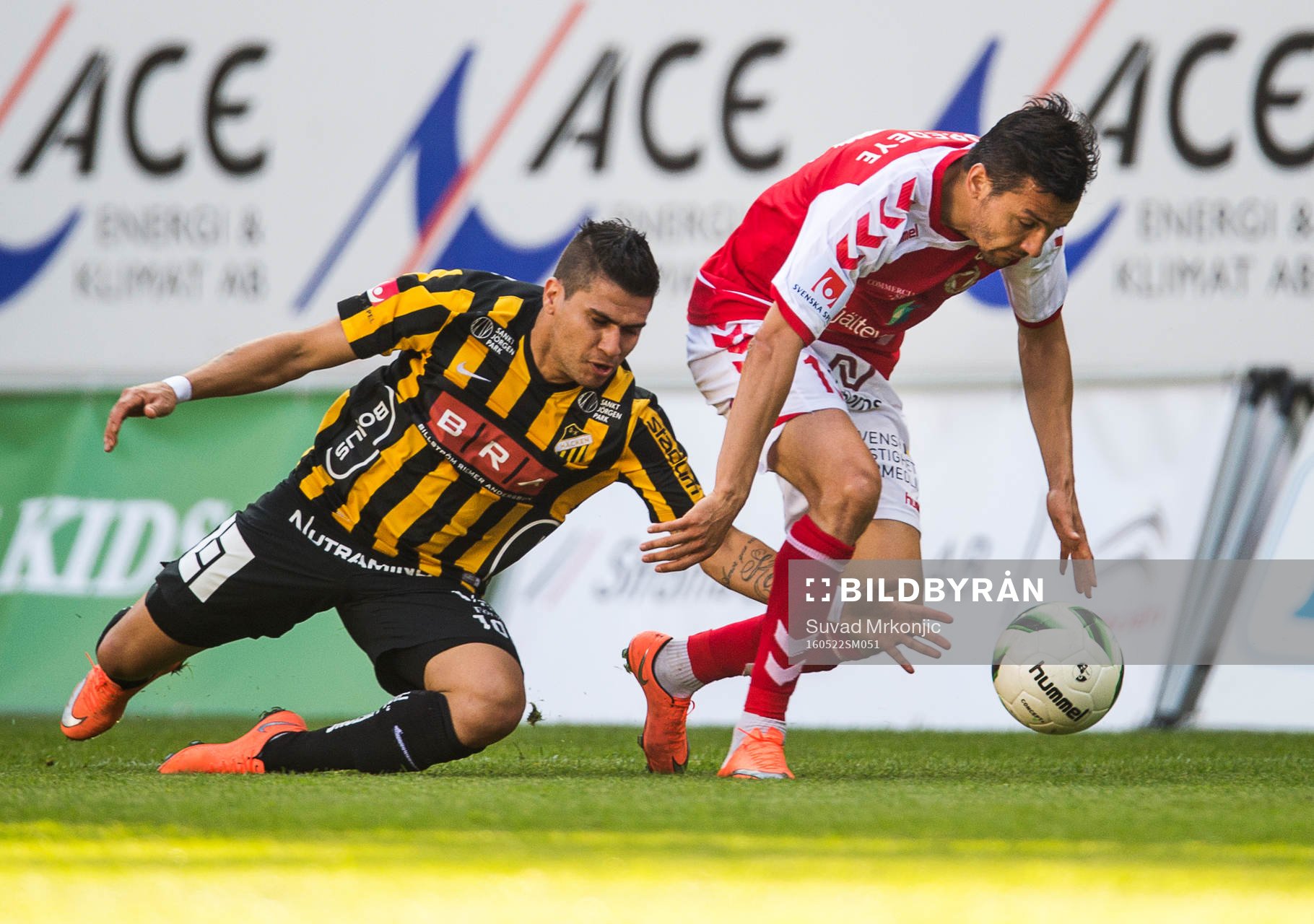 Häckens Paulo de Oliveira och Kalmars Emin Nouri