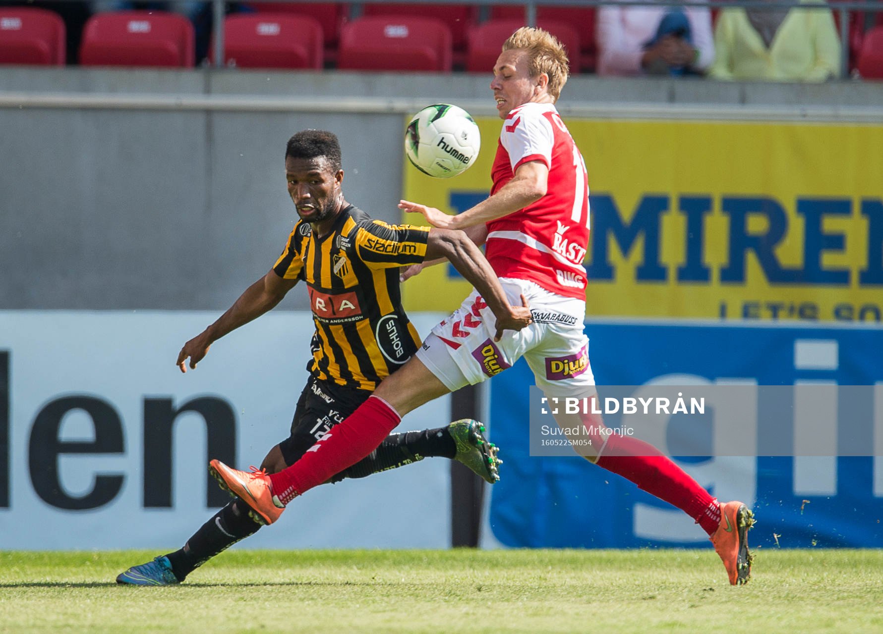Häckens Mohammed Abubakari och Kalmars Jonathan Ring