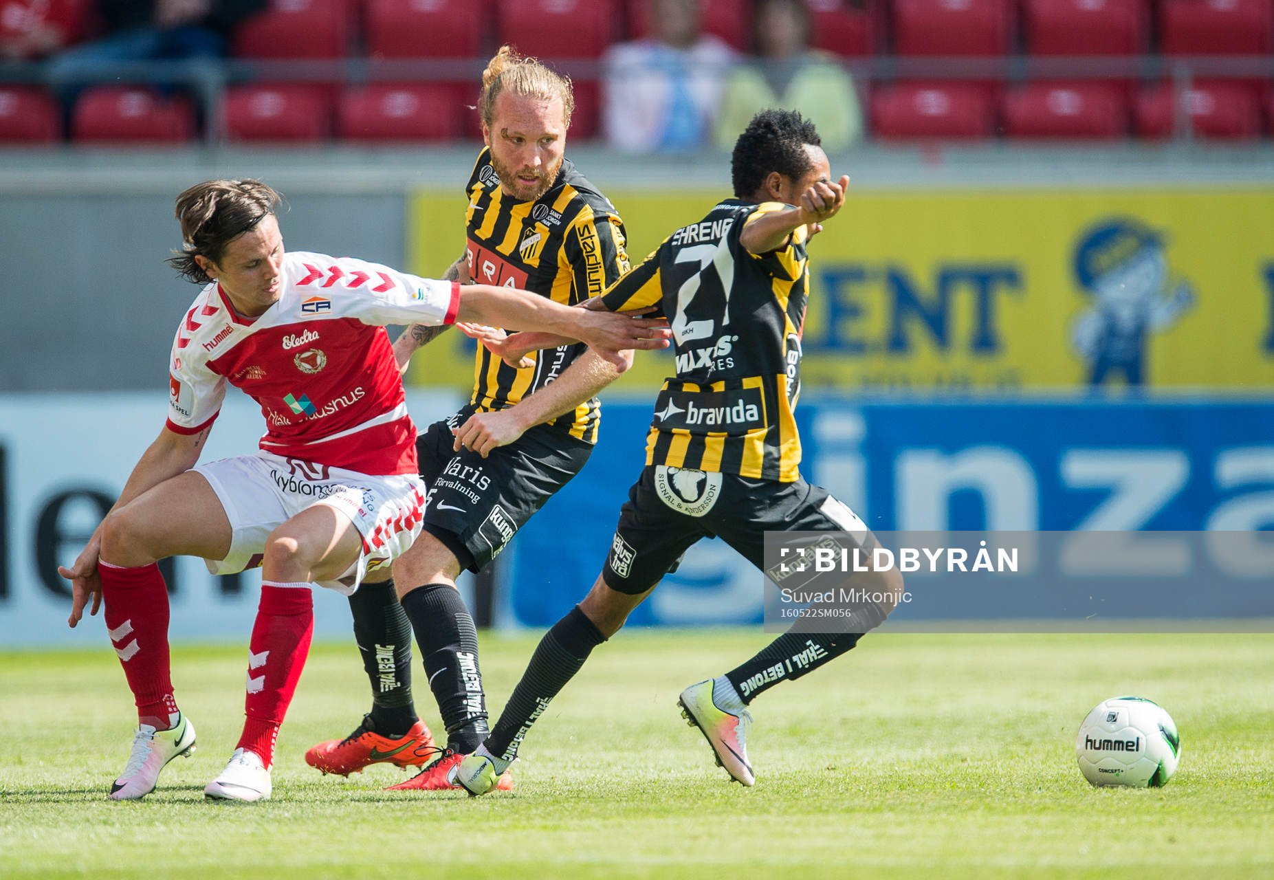 Kalmars Marcus Antonsson och Häckens Emil Wahlström samt