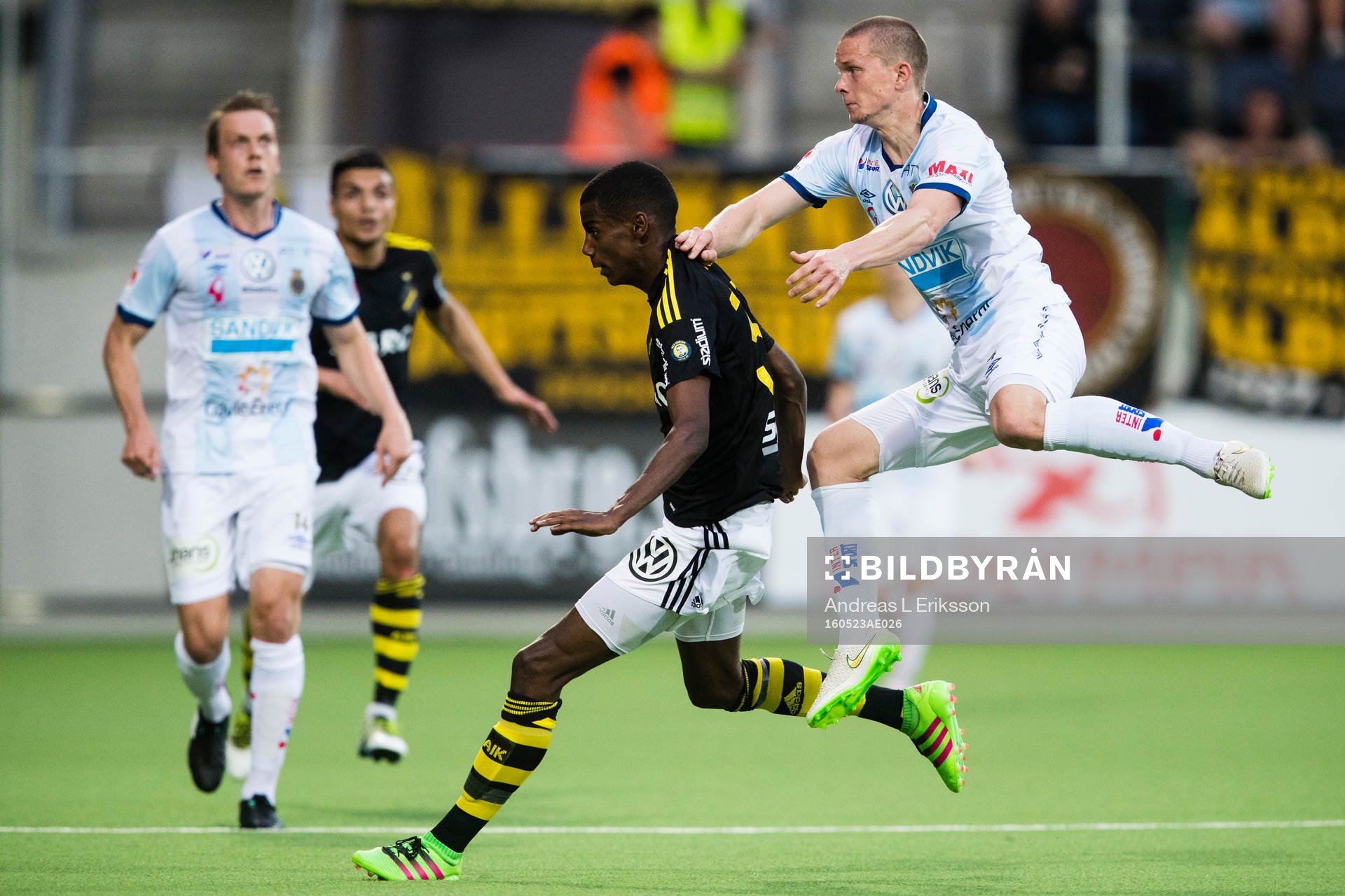 s Alexander Isak och Gefles Anton Lans