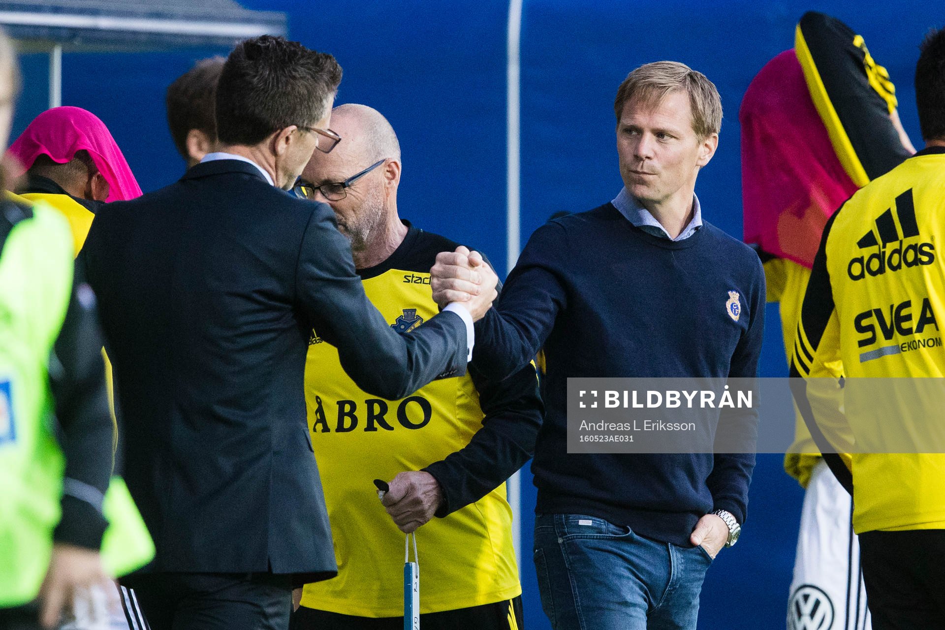 s tränare Rikard Norling och Gefles tränare Roger