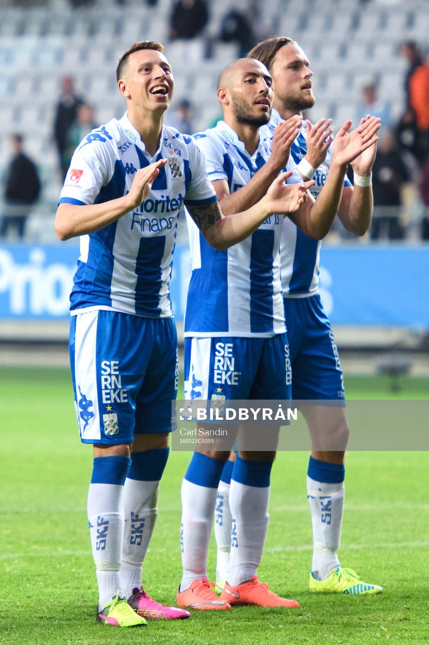 IFK Göteborgs Martin Smedberg Dalence tackar publiken