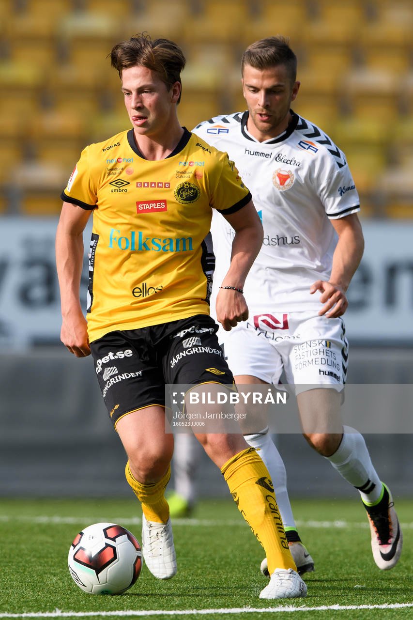 Elfsborgs Simon Olsson och Kalmars Filip Sachpekidis