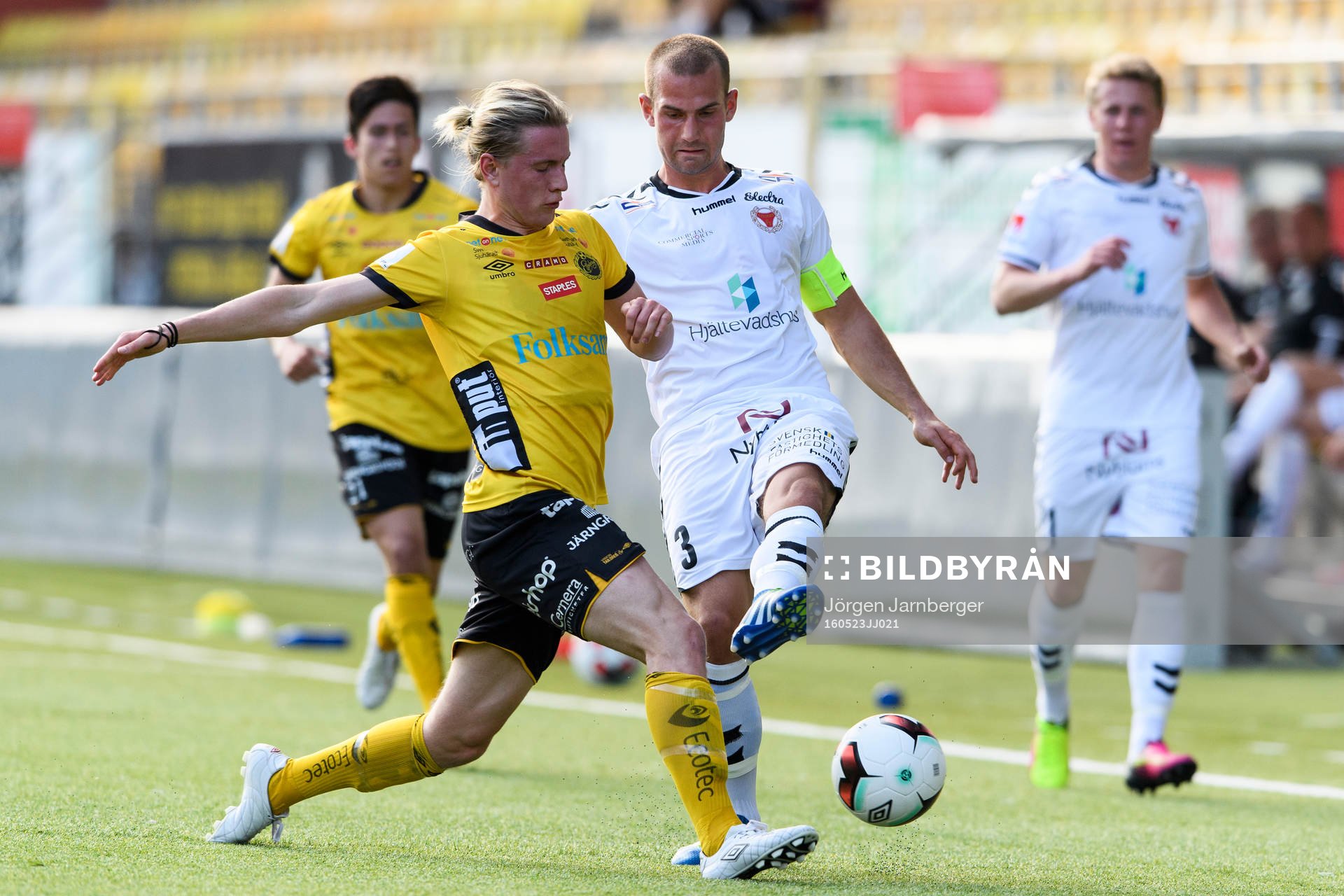 Elfsborgs Viktor Götesson och Kalmars Sebastian Hedlund
