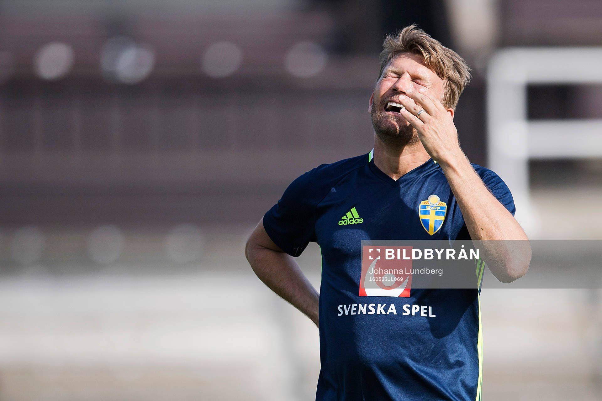 Sveriges Marcus Allbäck reagerar