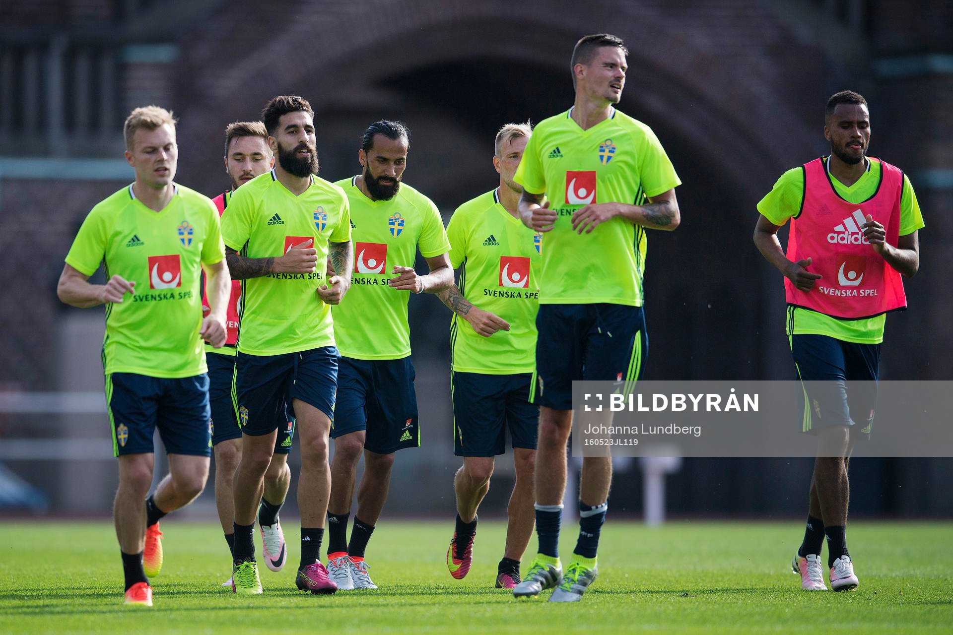 Sveriges Sebastian Larsson, Muamer Tankovic, Jimmy Durmaz,
