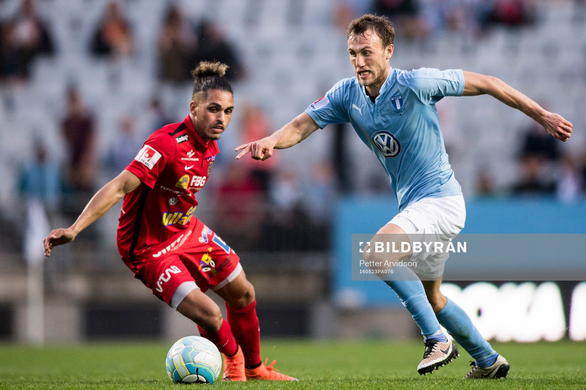 Malmö FFs Magnus Wolff Eikrem och Falkenbergs Alexander