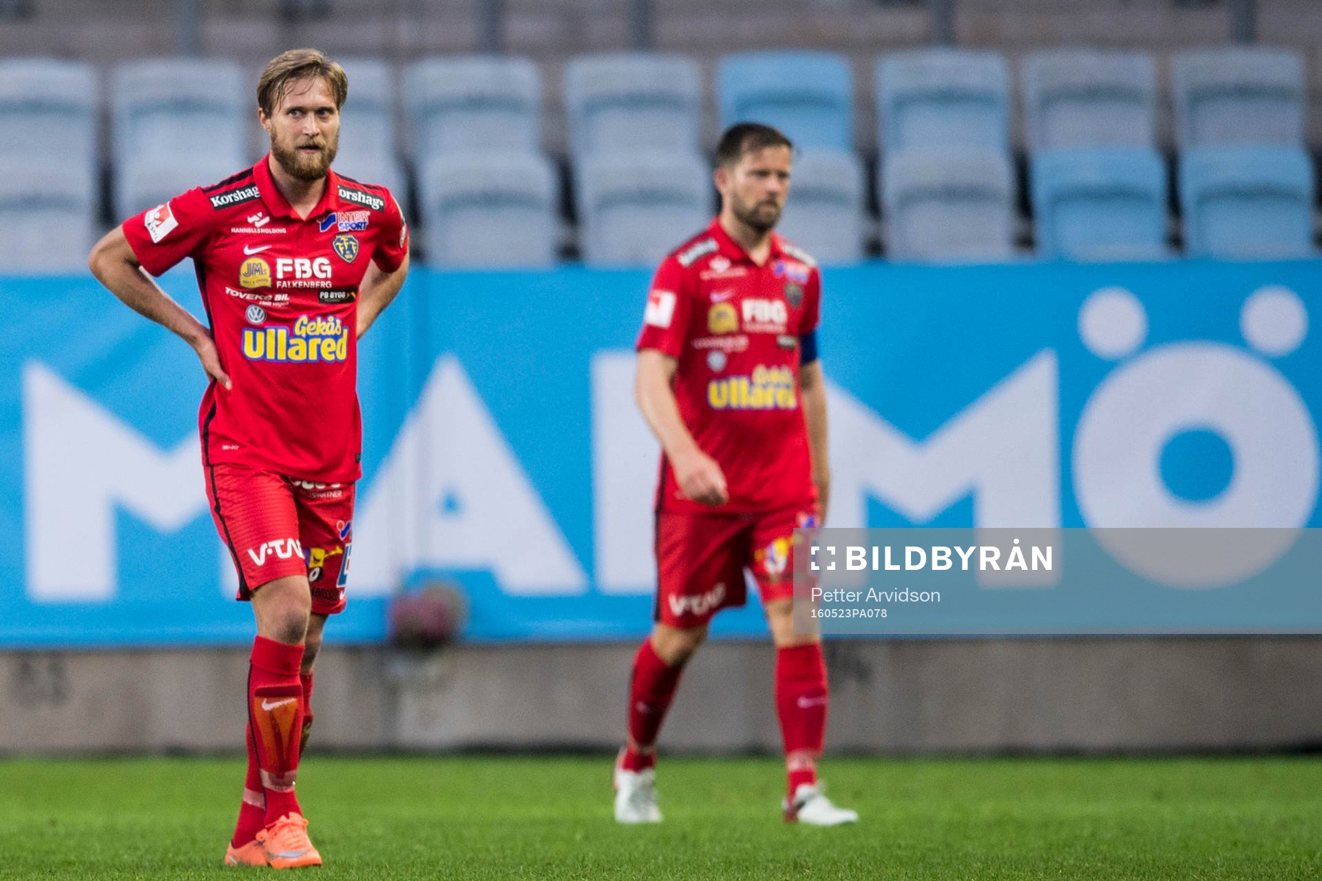 Falkenbergs Akseli Pelvas och David Svensson deppar