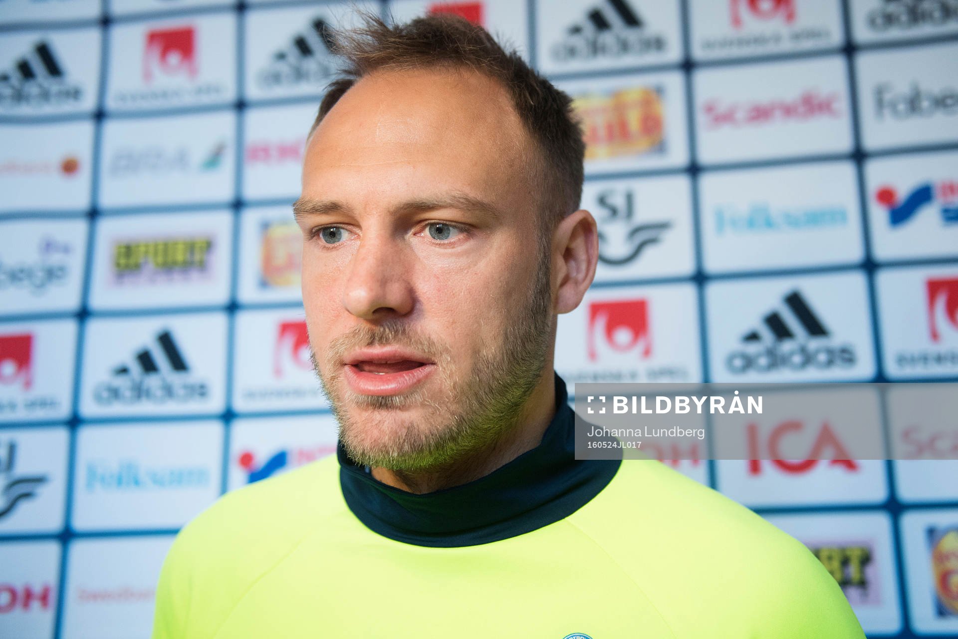 Andreas Granqvist i mixed zone