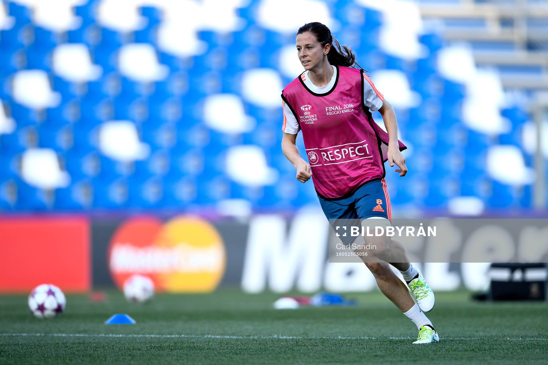 Lyons Lotta Schelin