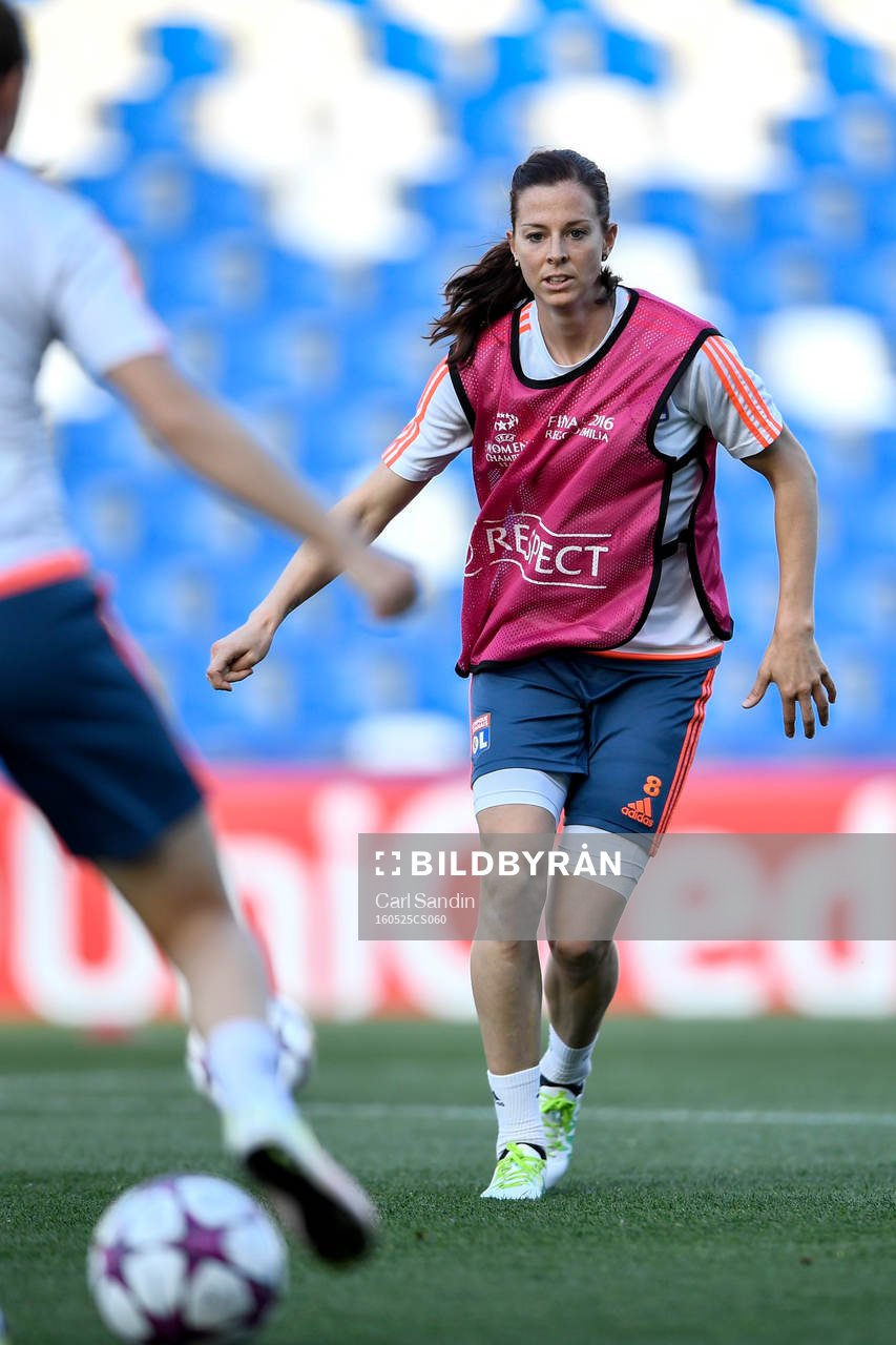 Lyons Lotta Schelin