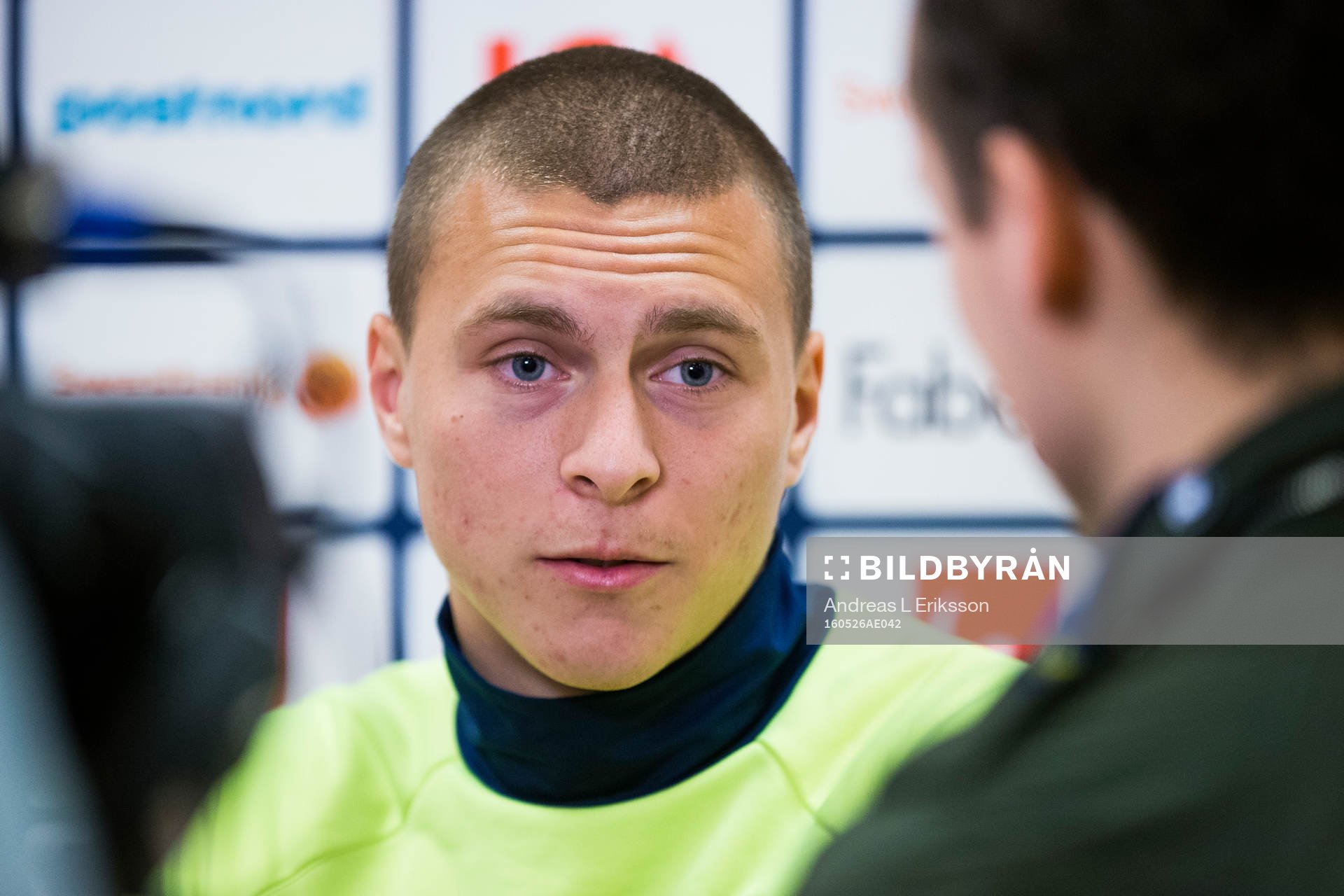 Victor Nilsson Lindelöf i mixed zone