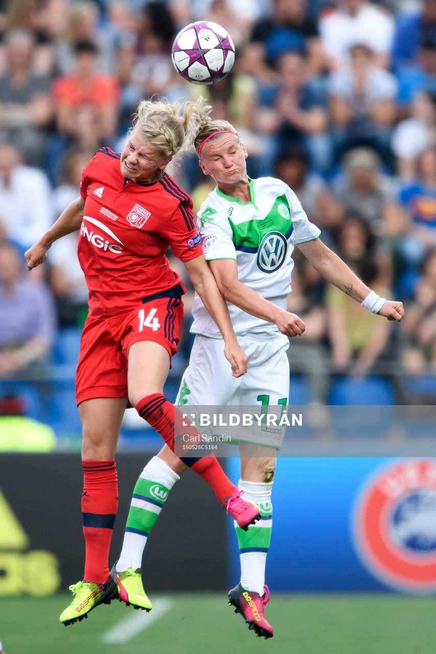 Lyons Ada Hegerberg i nickduell med Wolfsburgs Alexandra