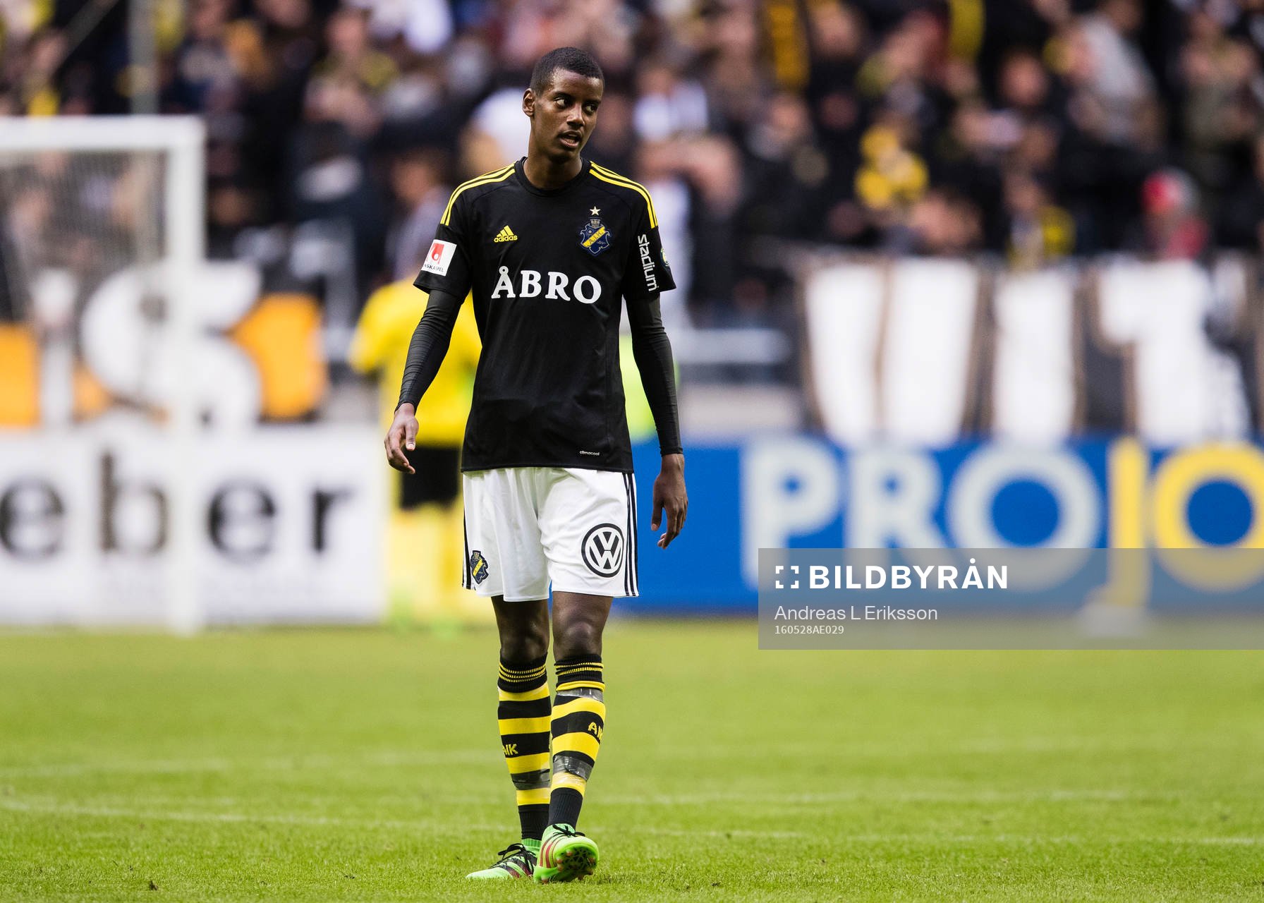s Alexander Isak