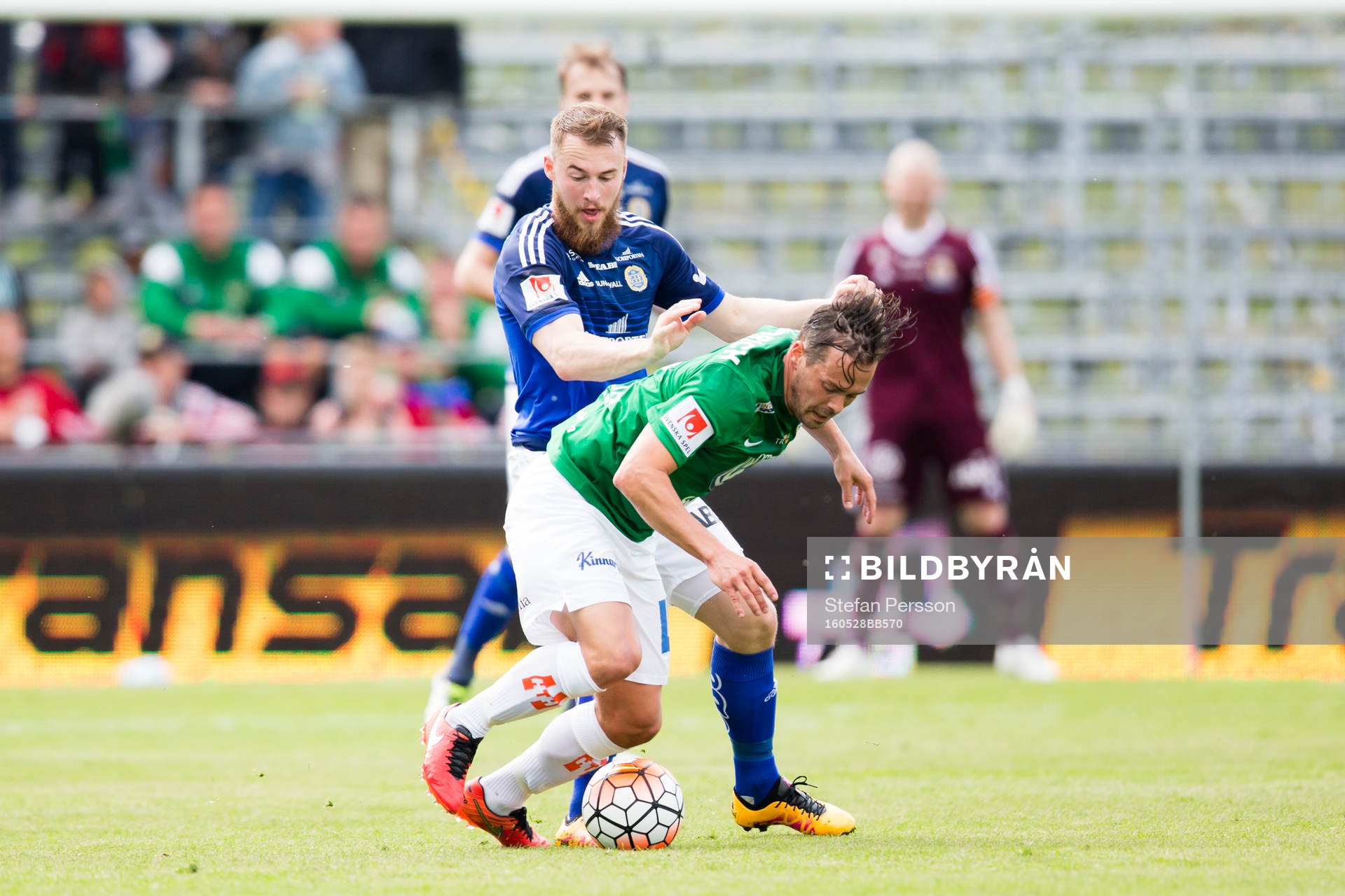 Sundsvalls Runar Sigurjonsson mot Jönköpings Fredric