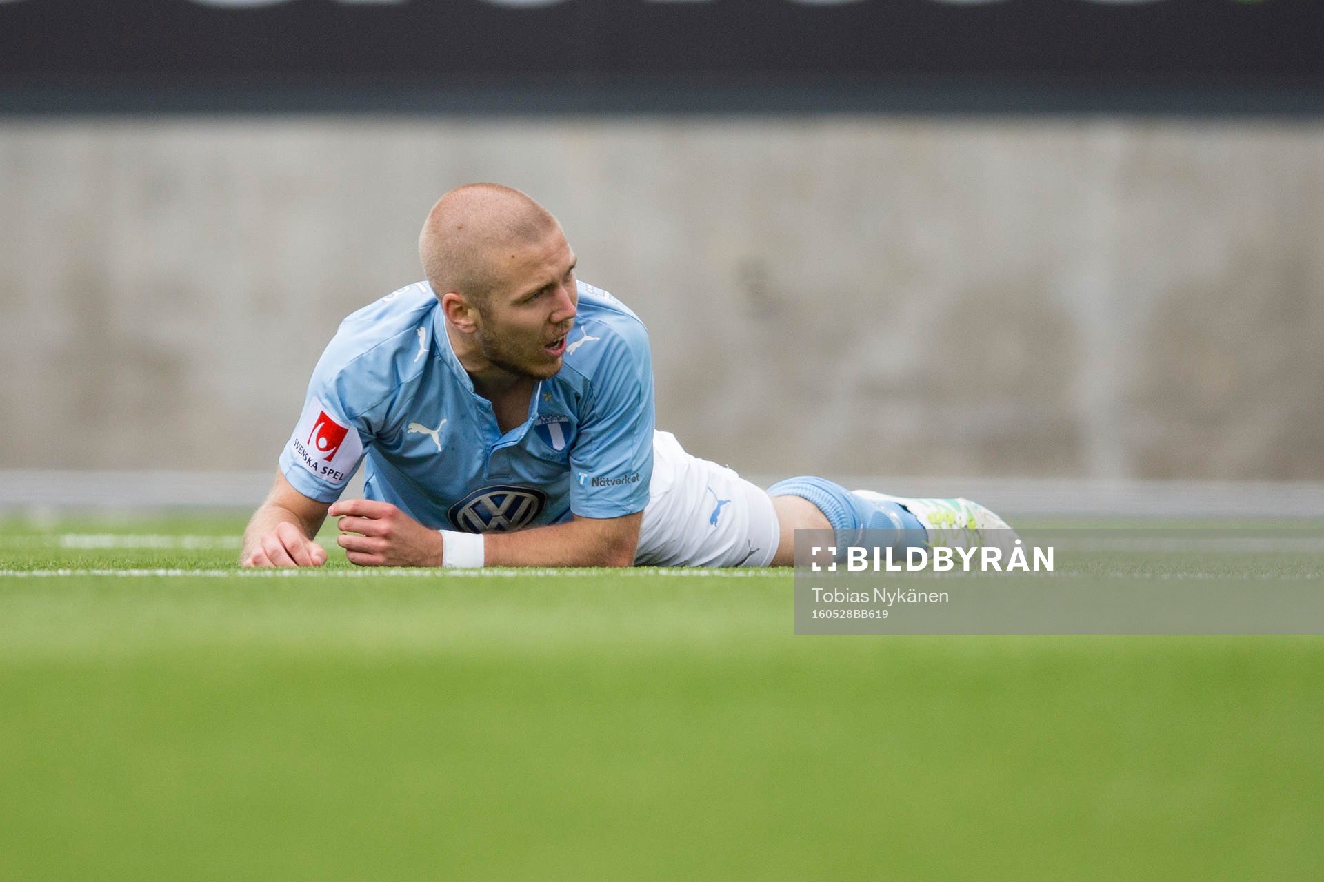 Malmö FFs Anton Tinnerholm deppar