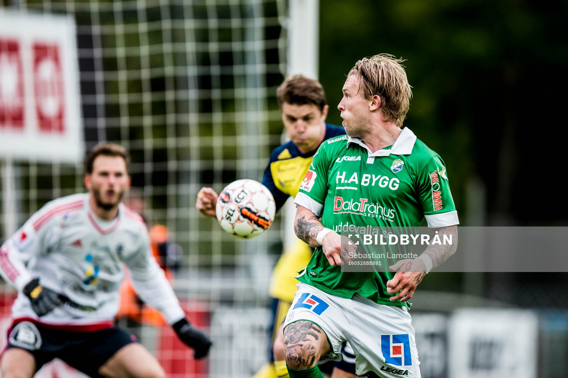 Ljungskiles Tim Nilsen klackar in 2-1