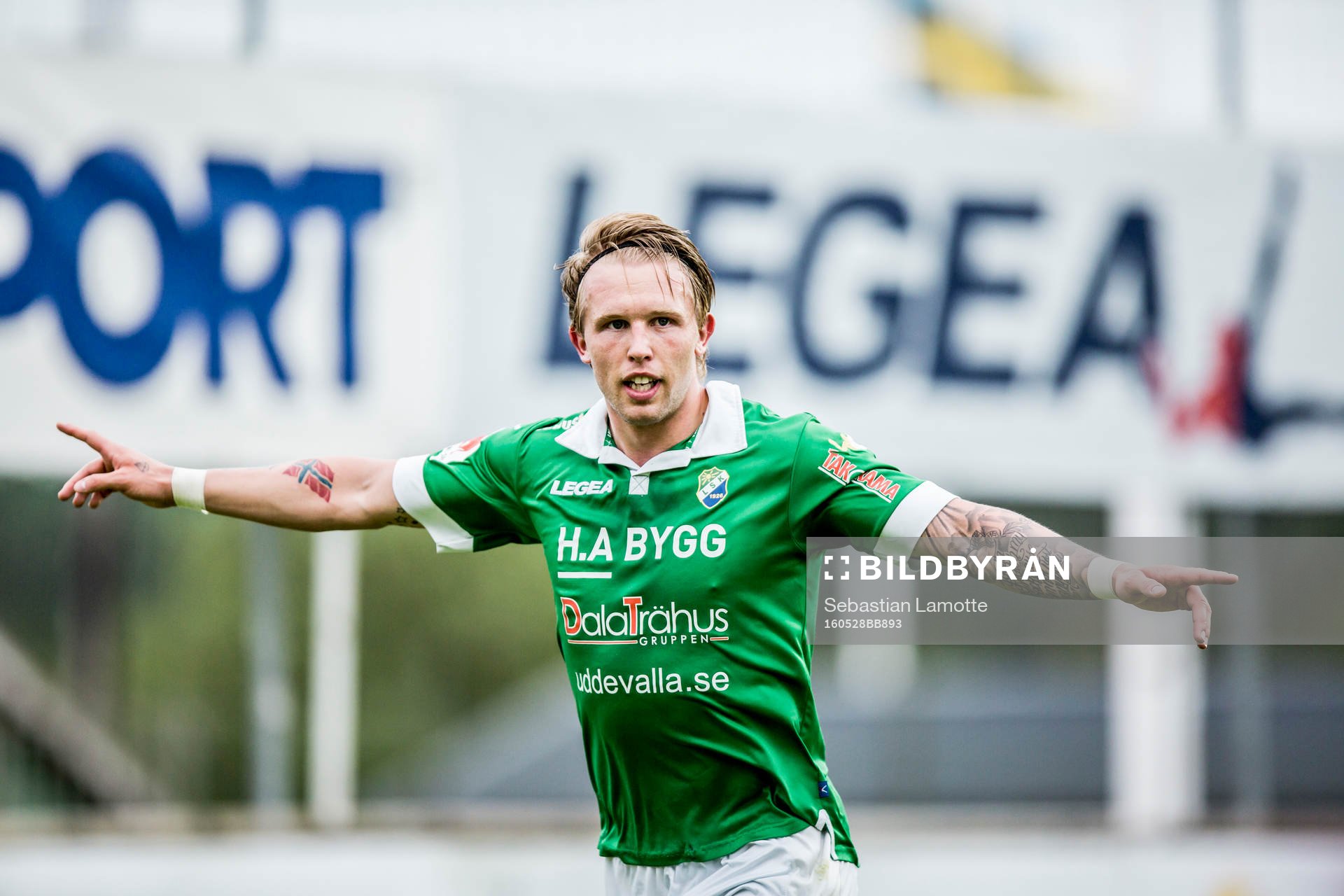 Ljungskiles Tim Nilsen jublar