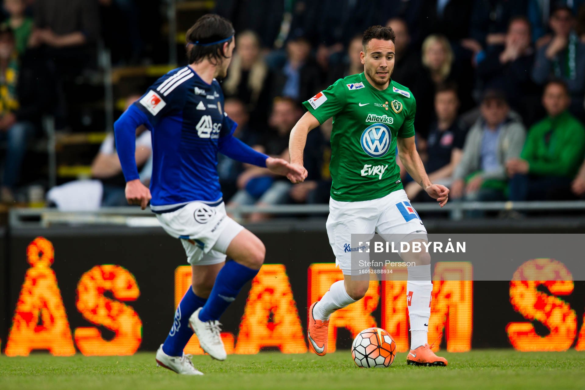 Sundsvalls Robin Tranberg mot Jönköpings Dzenis Kozica