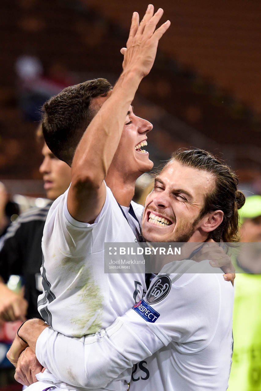 Real Madrids Gareth Bale jublar