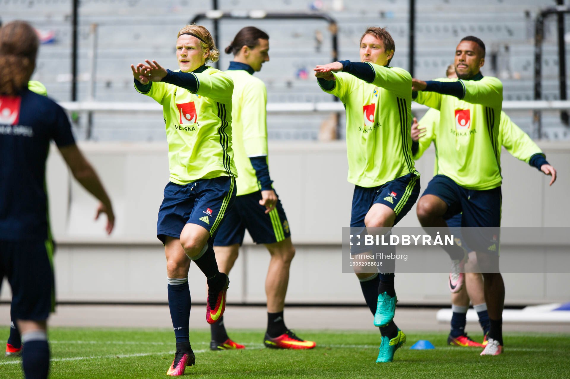 Oscar Hiljemark, Kim Källström och Isaac Kiese Thelin