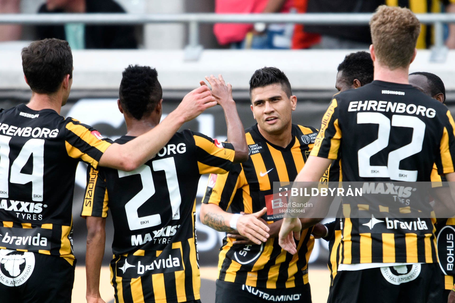 Häckens Paulo de Oliveira jublar