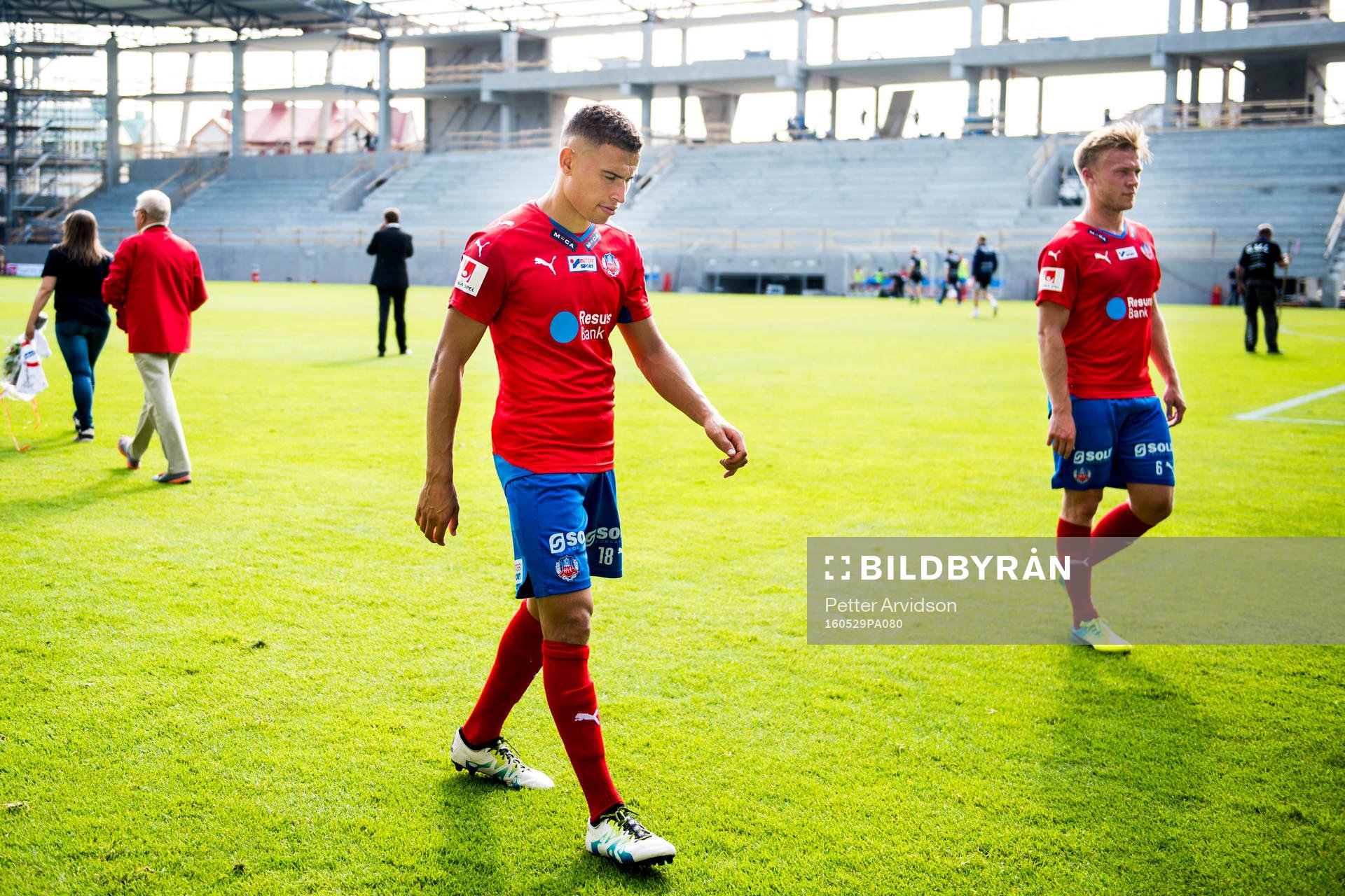 Helsingborgs Jordan Larsson och Andreas Landgren deppar