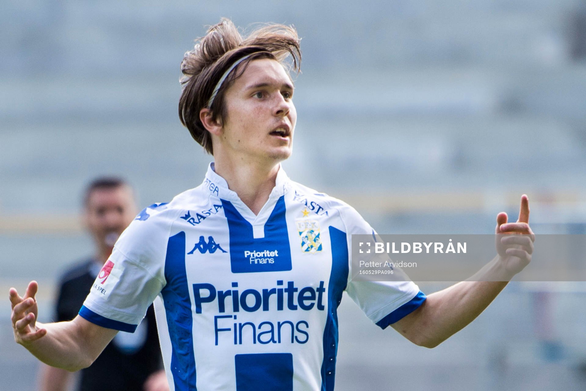 IFK Göteborgs Patrik Karlsson Lagemyr jublar efter att han gjort 1-3 under fotbollsmatchen i Allsvenskan mellan Helsingborg och IFK Göteborg den 29 maj 2016 i Helsingborg.