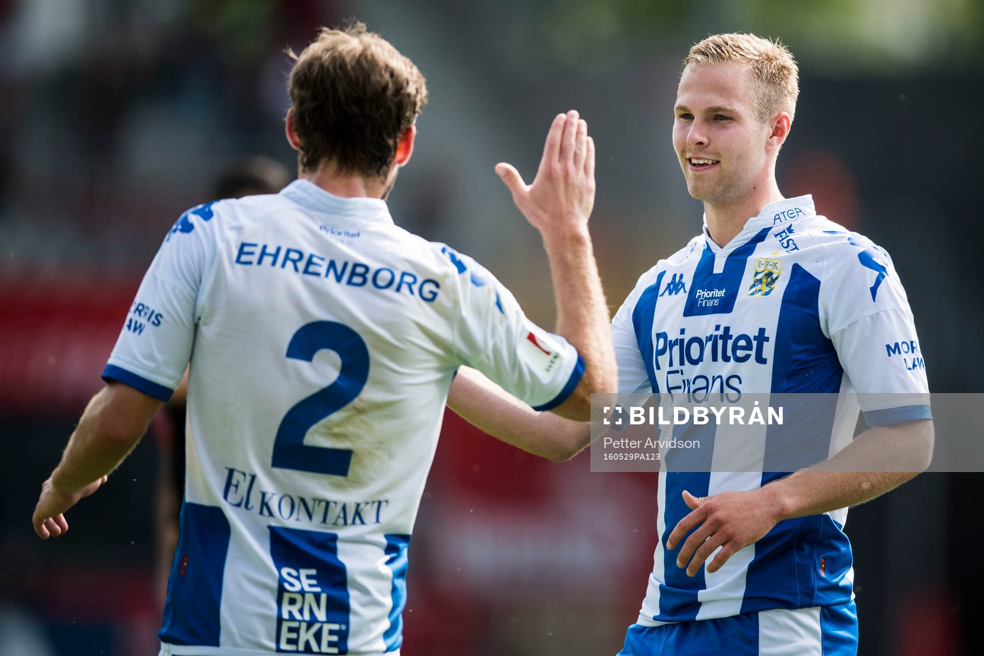 IFK Göteborgs Emil Salomonsson och Gustav Engvall jublar