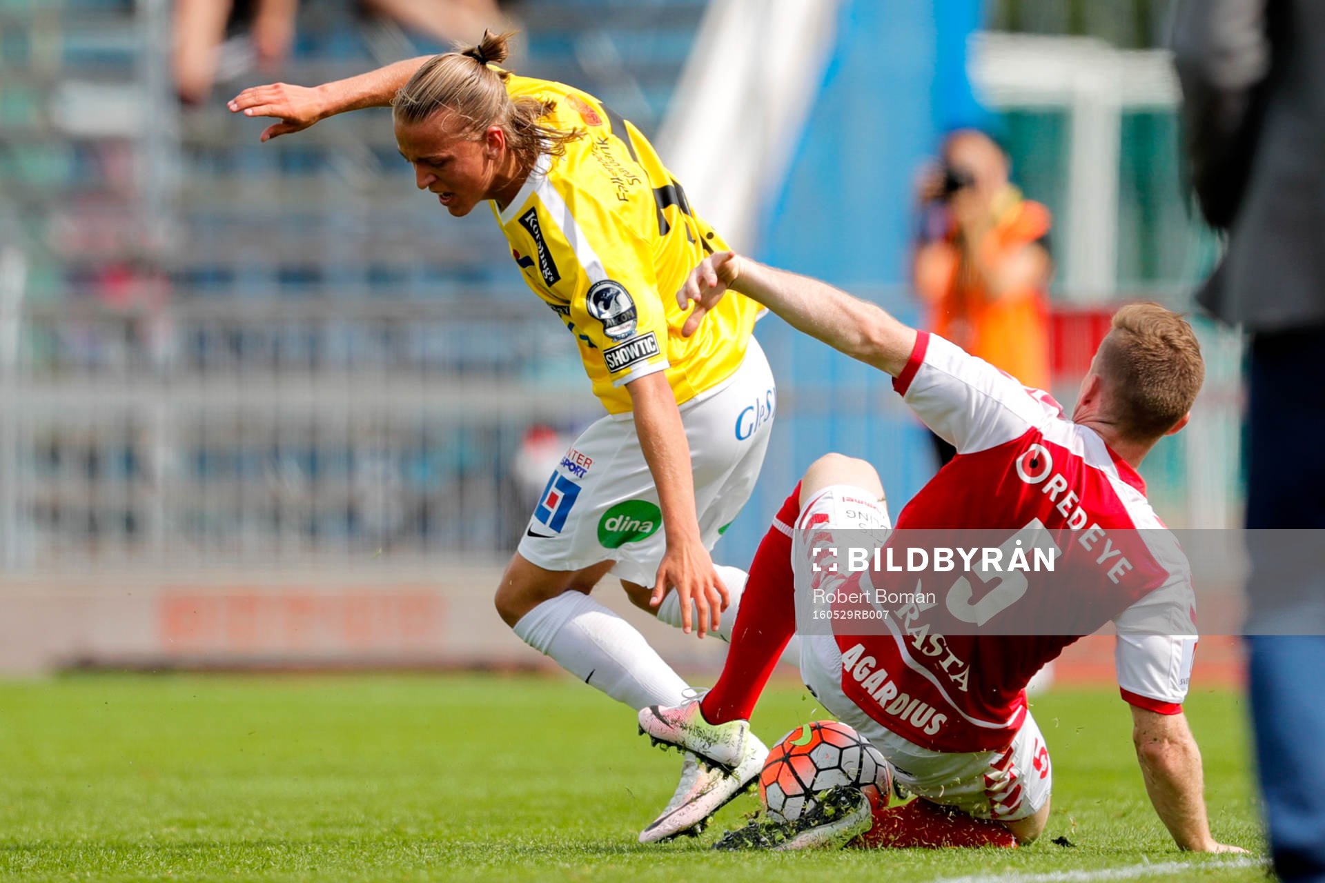 Falkenbergs Jesper Karlsson och Kalmars Victor Agardius