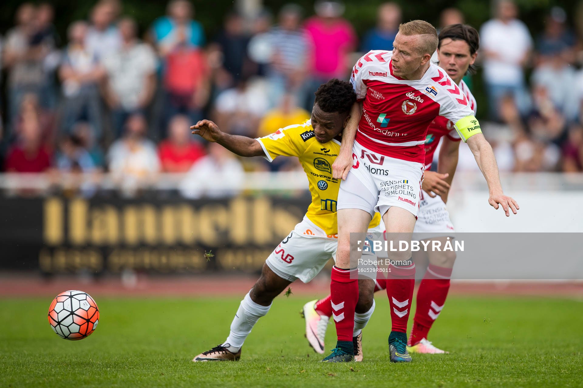 Falkenbergs Enock Kwakwa och Kalmars Tobias Eriksson
