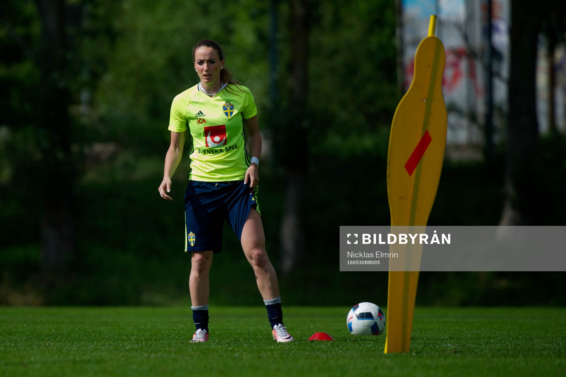 Kosovare Asllani