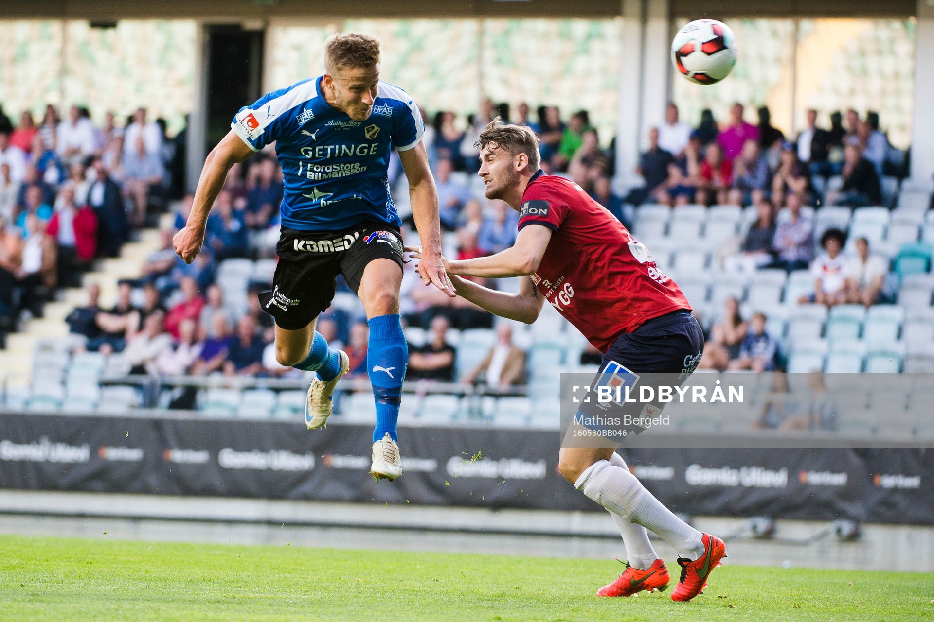 Halmstads Alexander Ruud Tveter nickar mot mål och