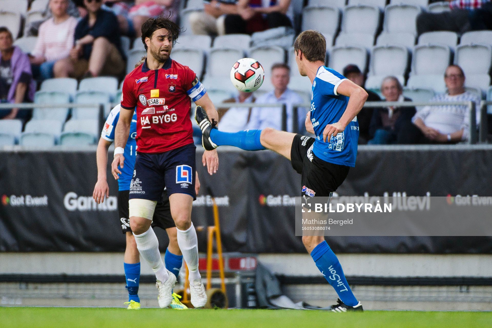 Örgrytes George Mourad och Halmstads Marcus Johansson