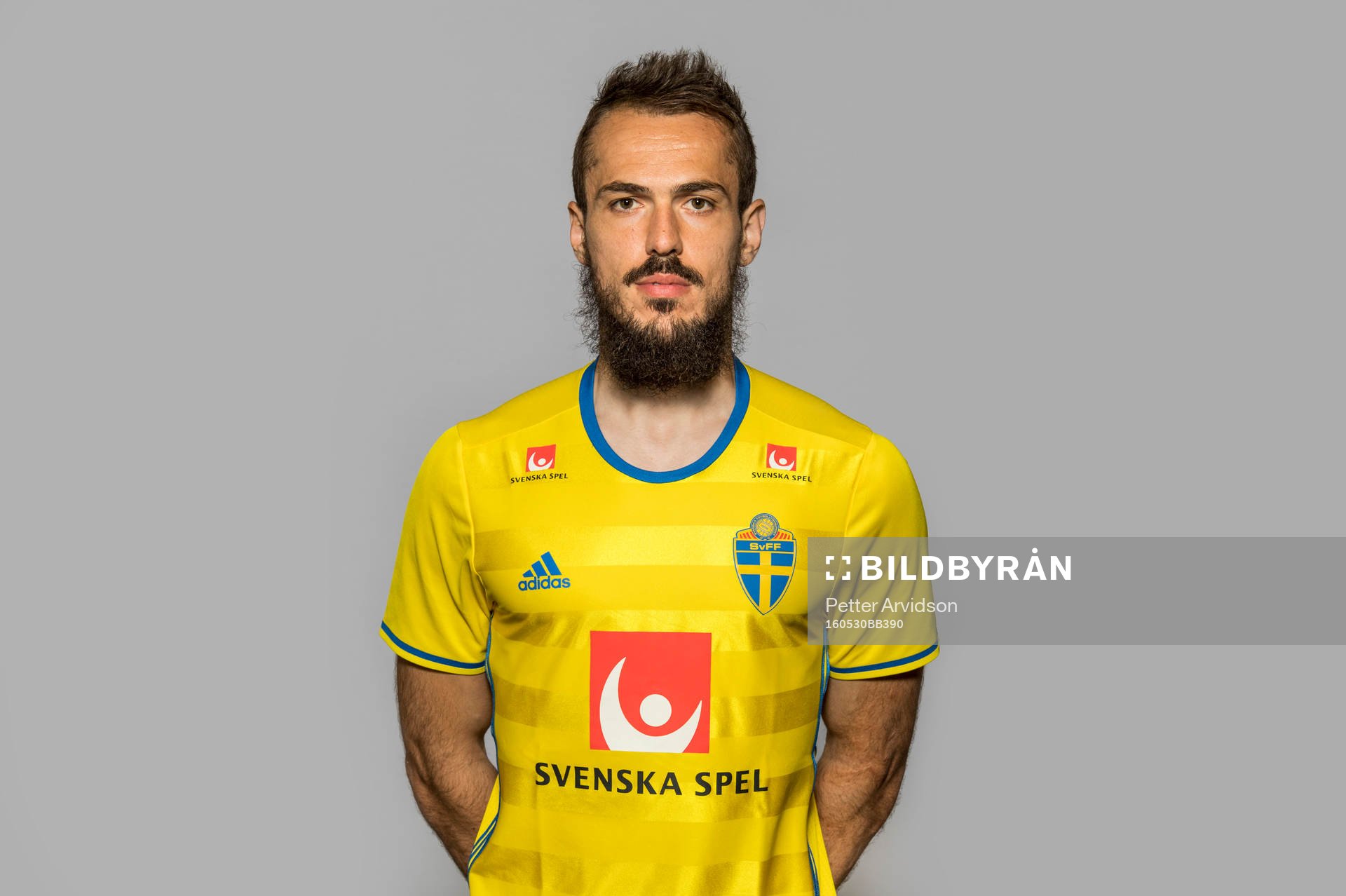 Emir Kujovic, spelare i Sveriges fotbollslandslag