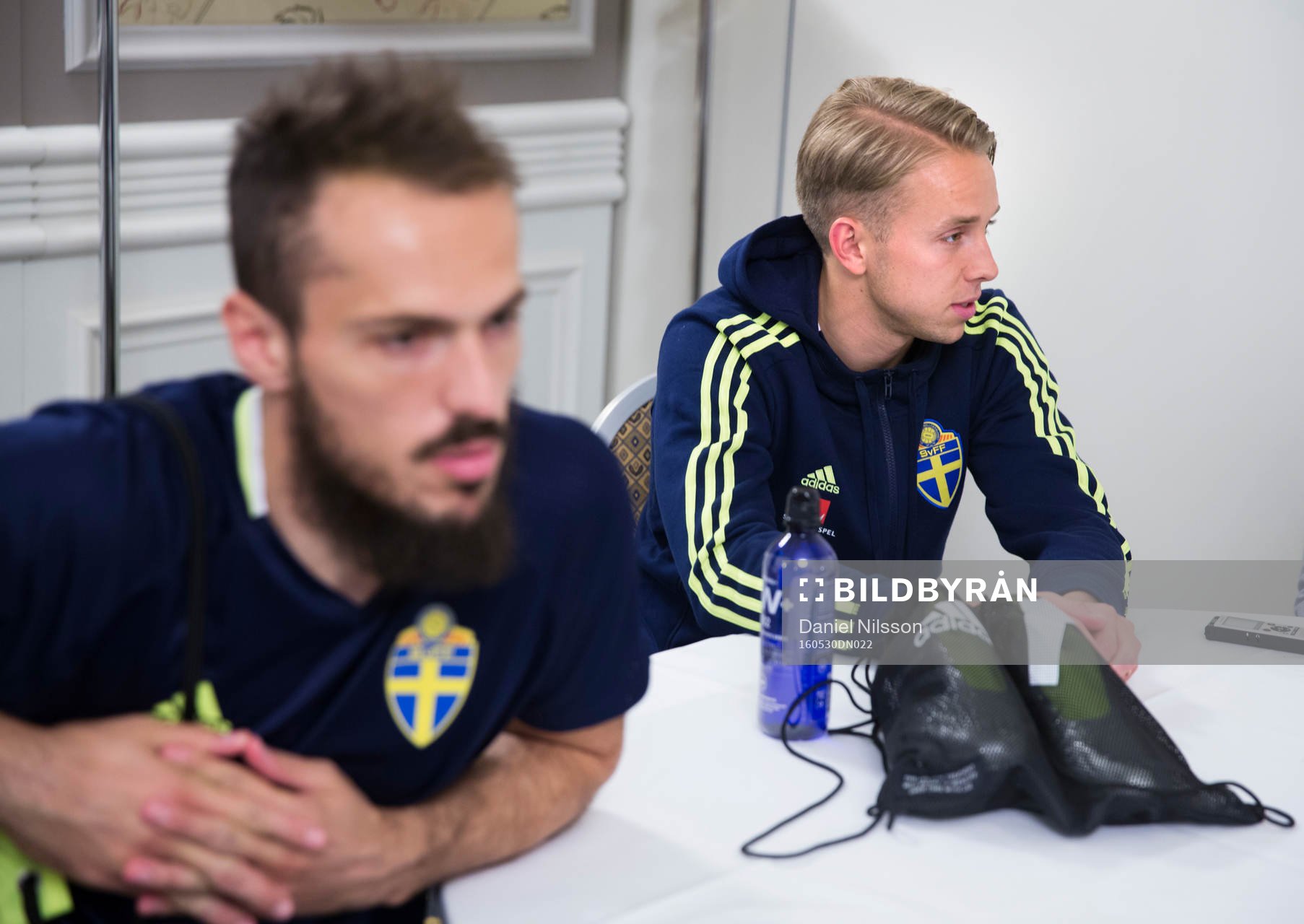 Svenska fotbollslandslagets Emir Kujovic och Patrik