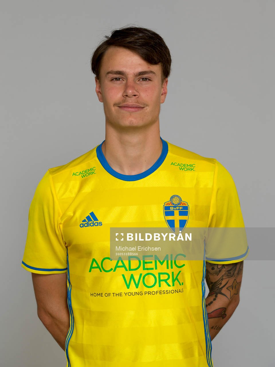 Melker Hallberg, spelare i Sveriges U21-landslag i fotboll