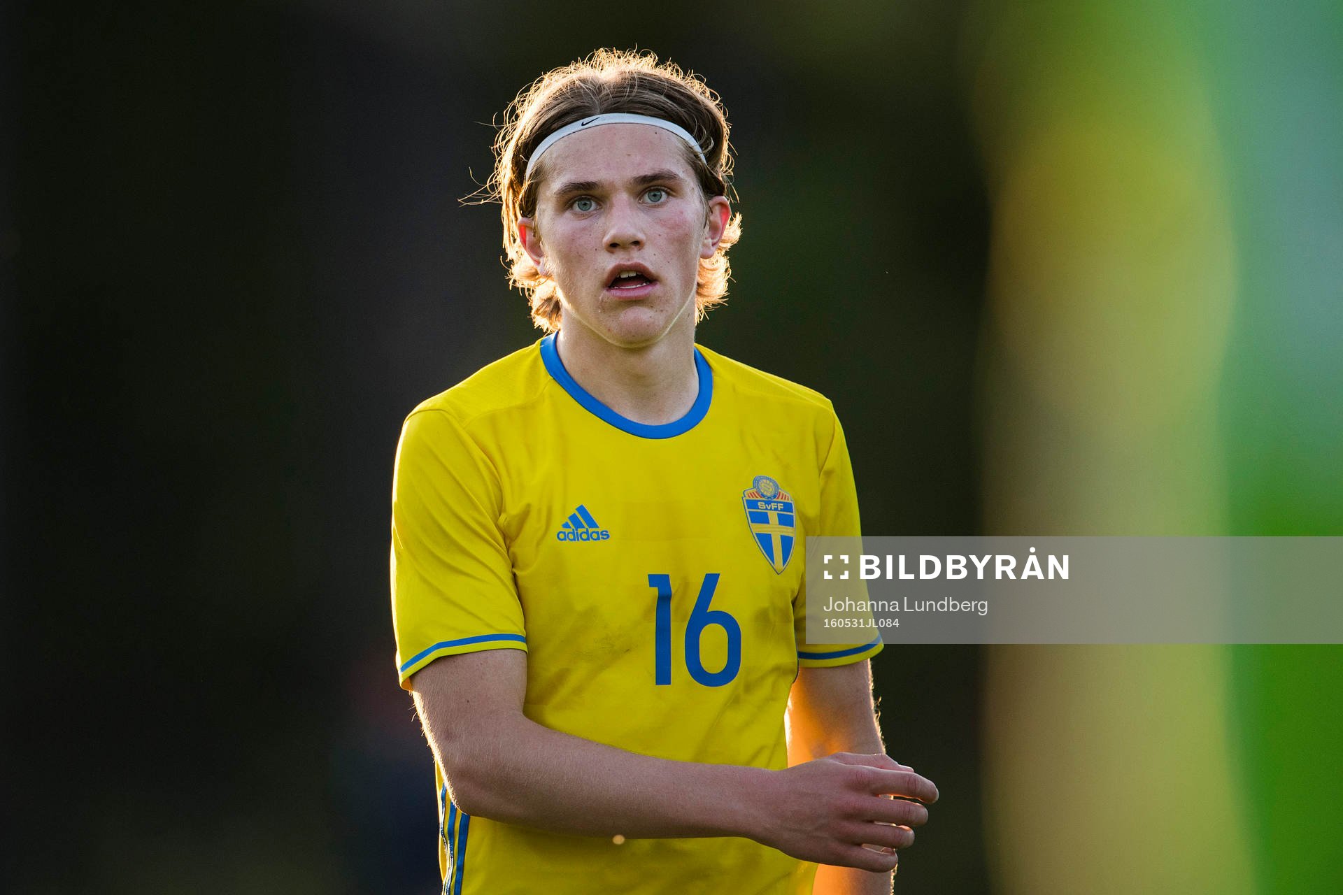 Sveriges Viktor Gyökeres under  P18-landskampen i fotboll mellan Sverige och Ungern den 31 maj 2016 i Skutskär. 