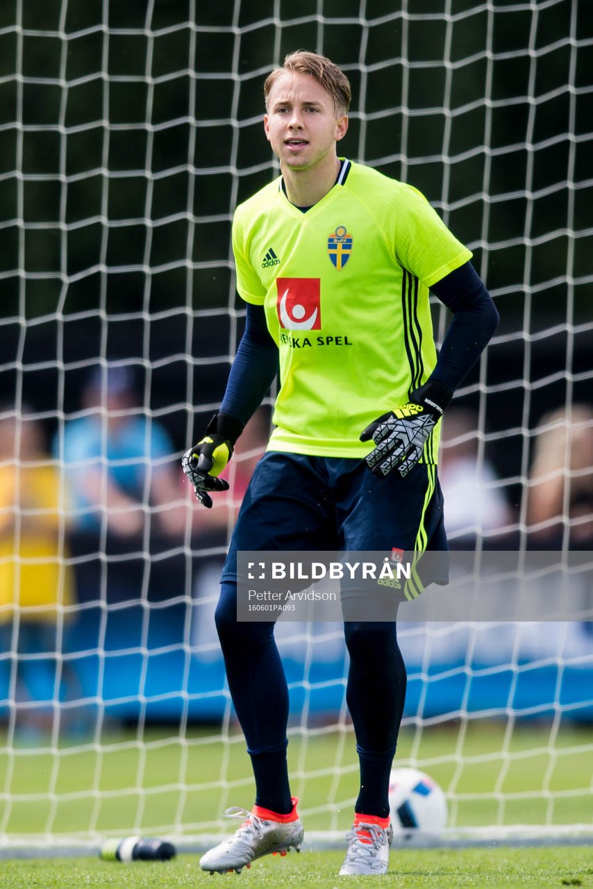 Målvakt Patrik Carlgren
