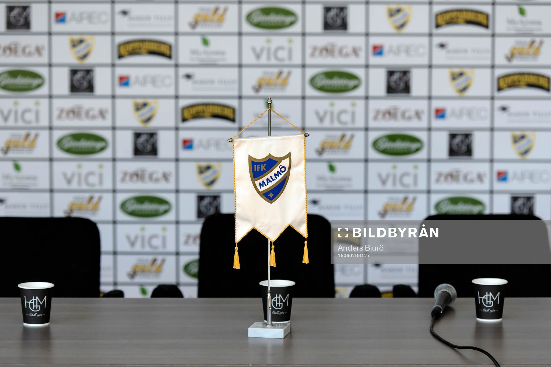 IFK Malmös klubbemblem
