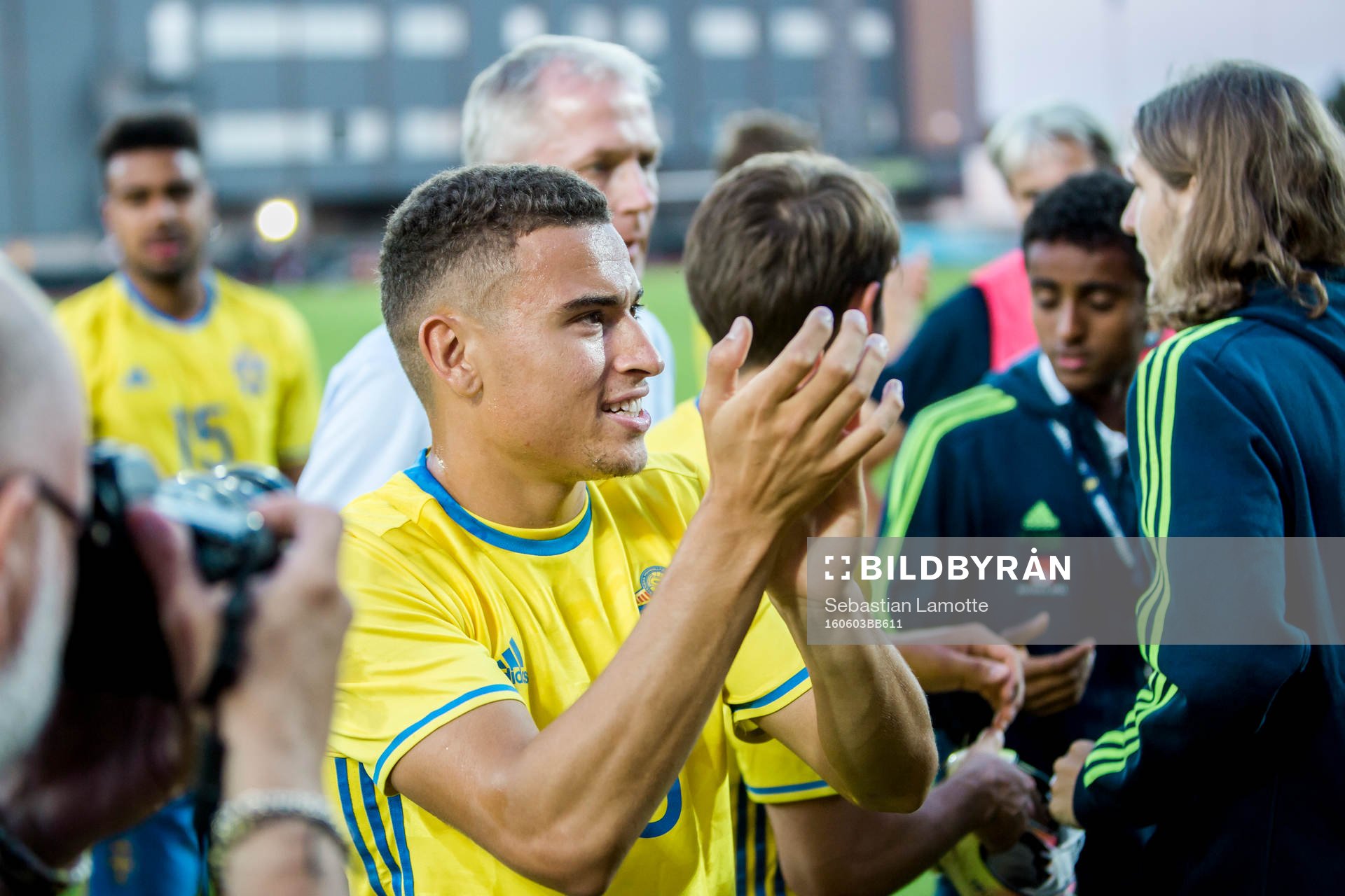 Sveriges Jordan Larsson jublar