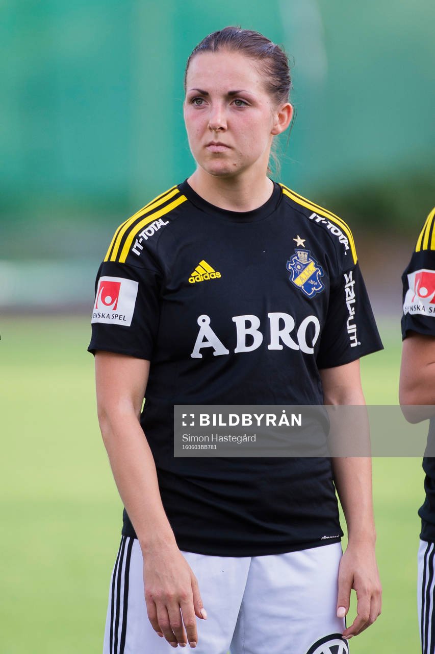 s Petra Sundqvist
