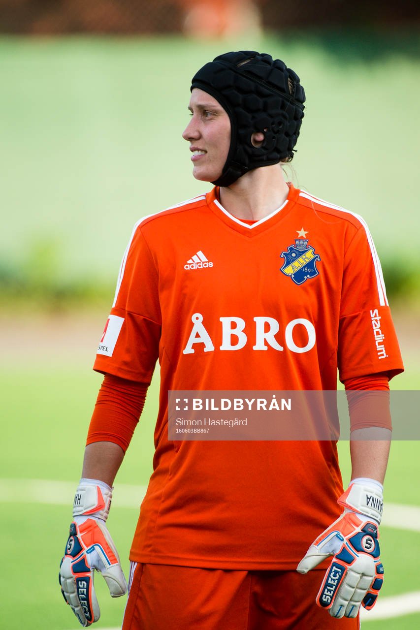s målvakt Hanna Persson
