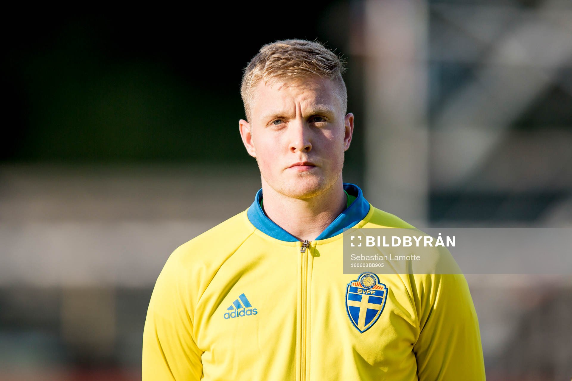 Sveriges målvakt Tim Erlandsson